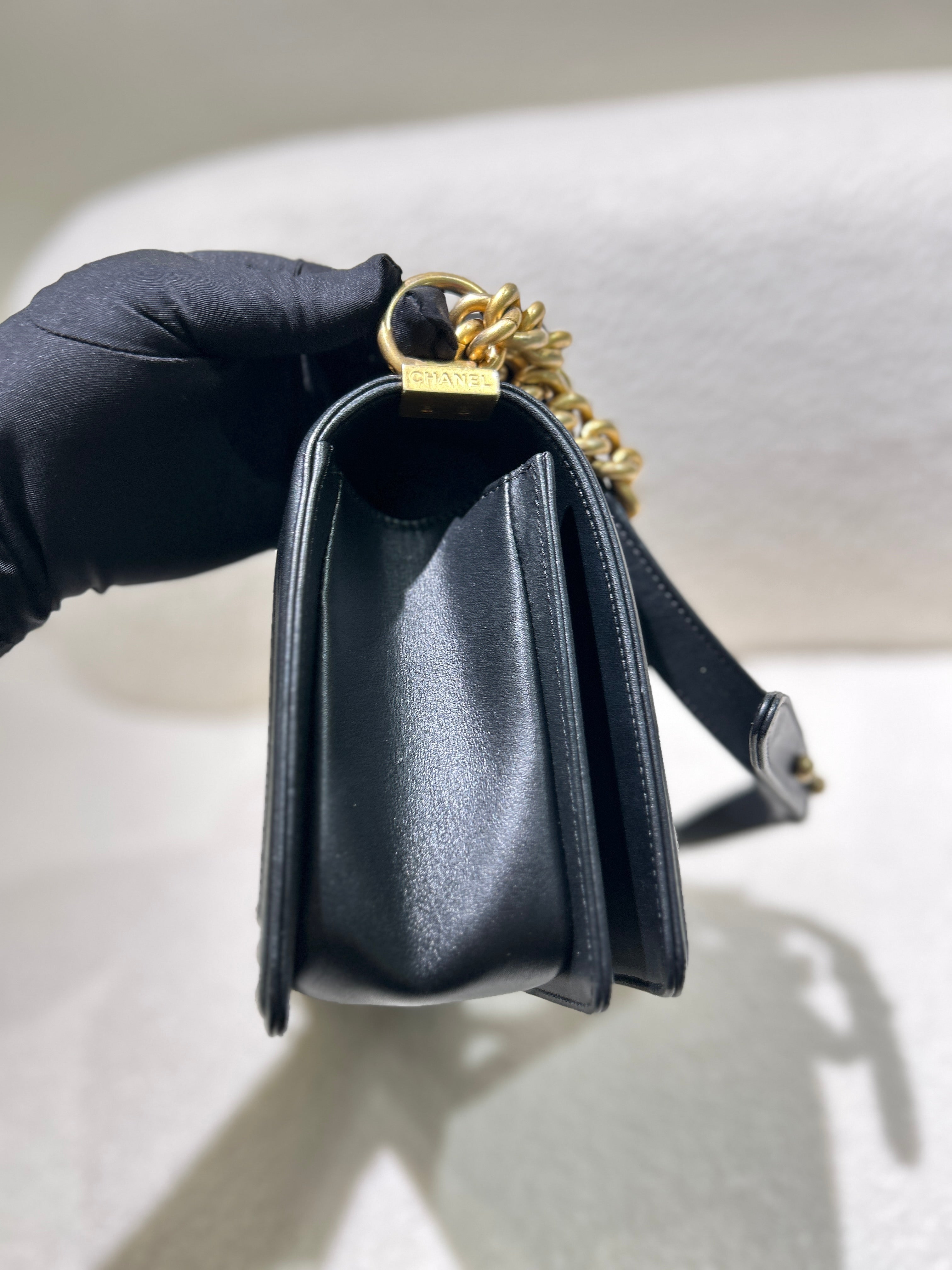 Chanel Boy Medium - Caviar 28CM New Medium Quilted Black Gold Hardware Series 19