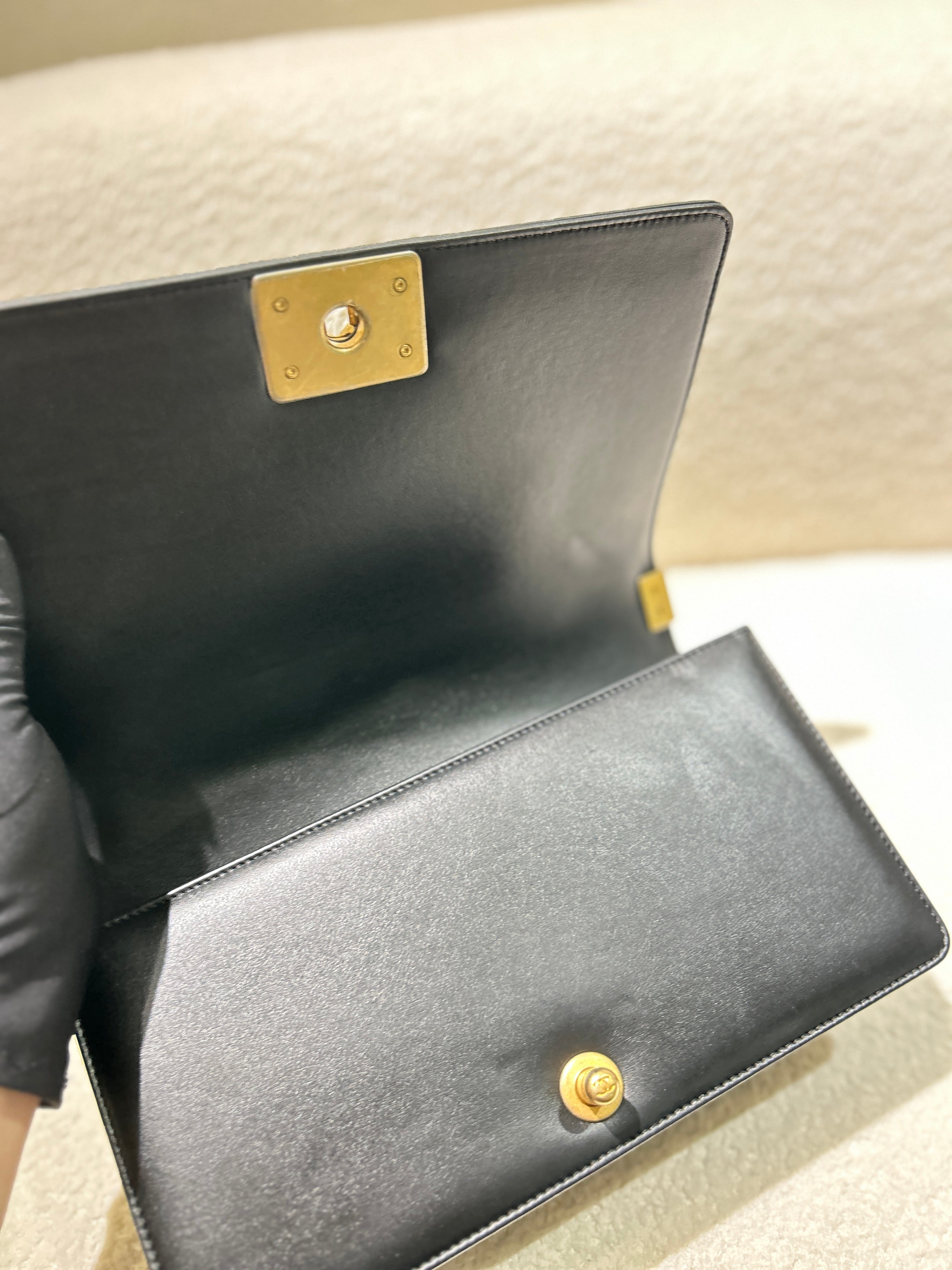 Chanel Boy Medium - Caviar 28CM New Medium Quilted Black Gold Hardware Series 19