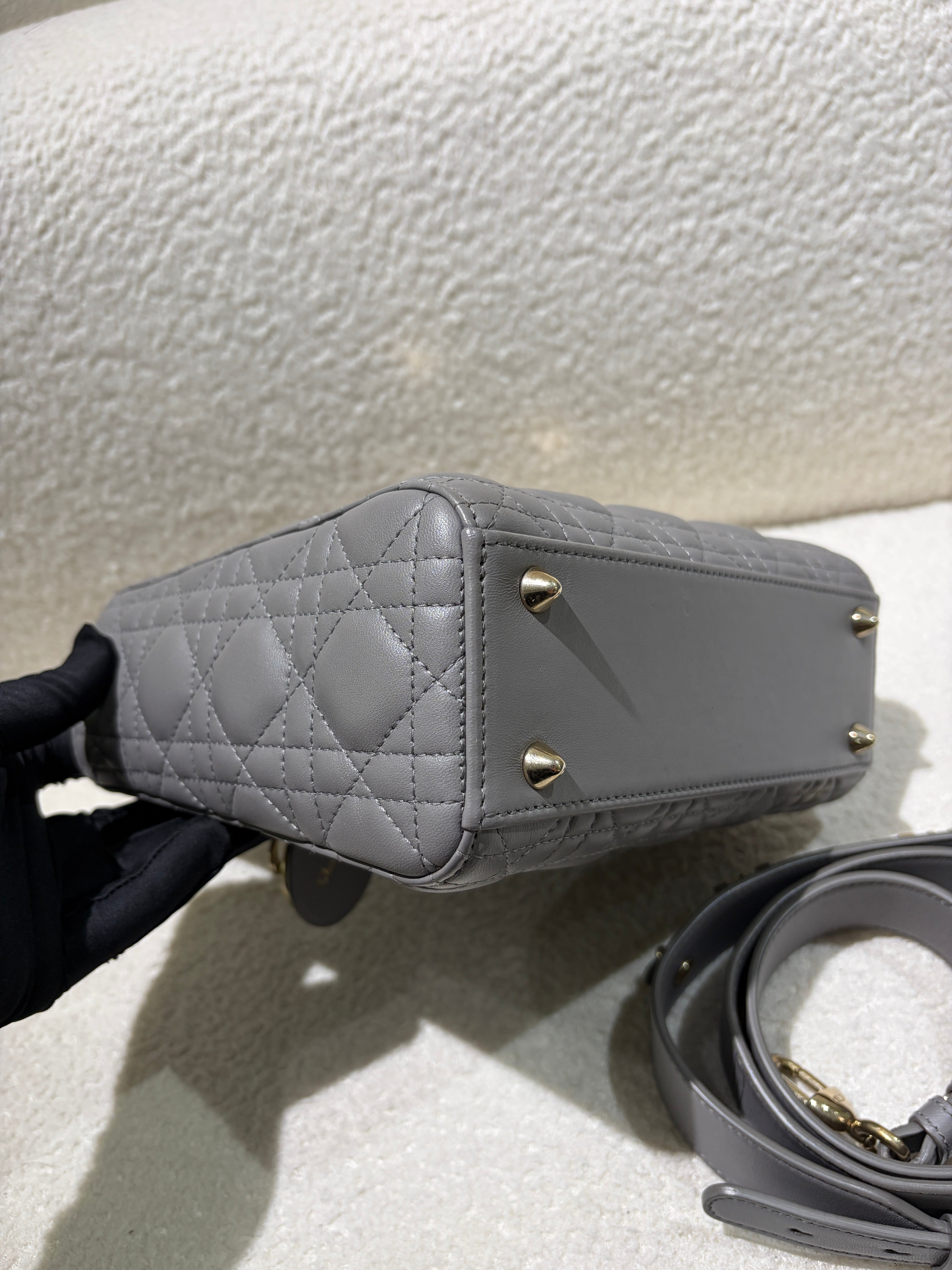 Dior Lady Medium Flap - Cannage Metallic Gold Gold Hardware