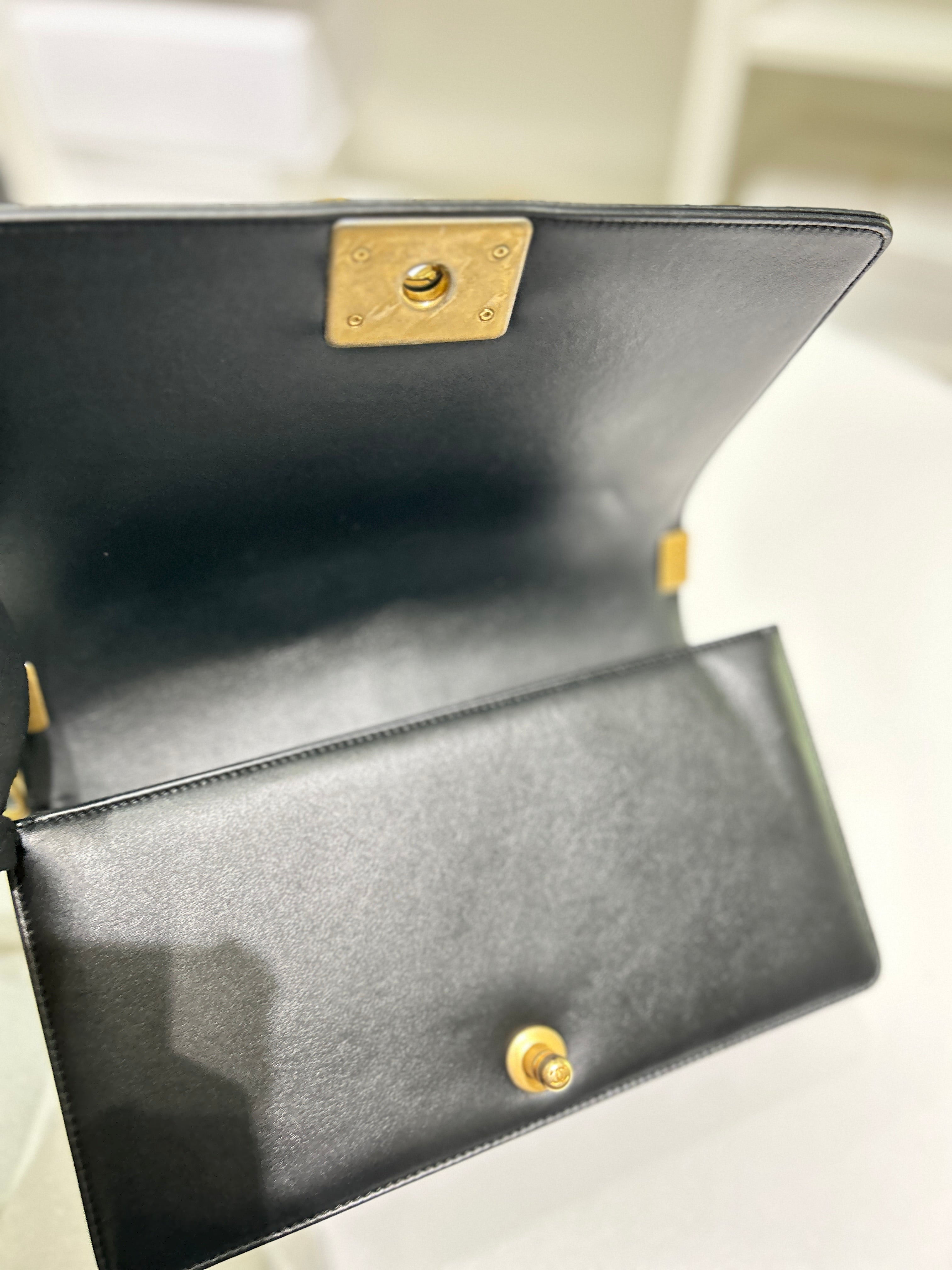 Chanel Boy Medium - Caviar 28CM New Medium Quilted Black Gold Hardware Series 19