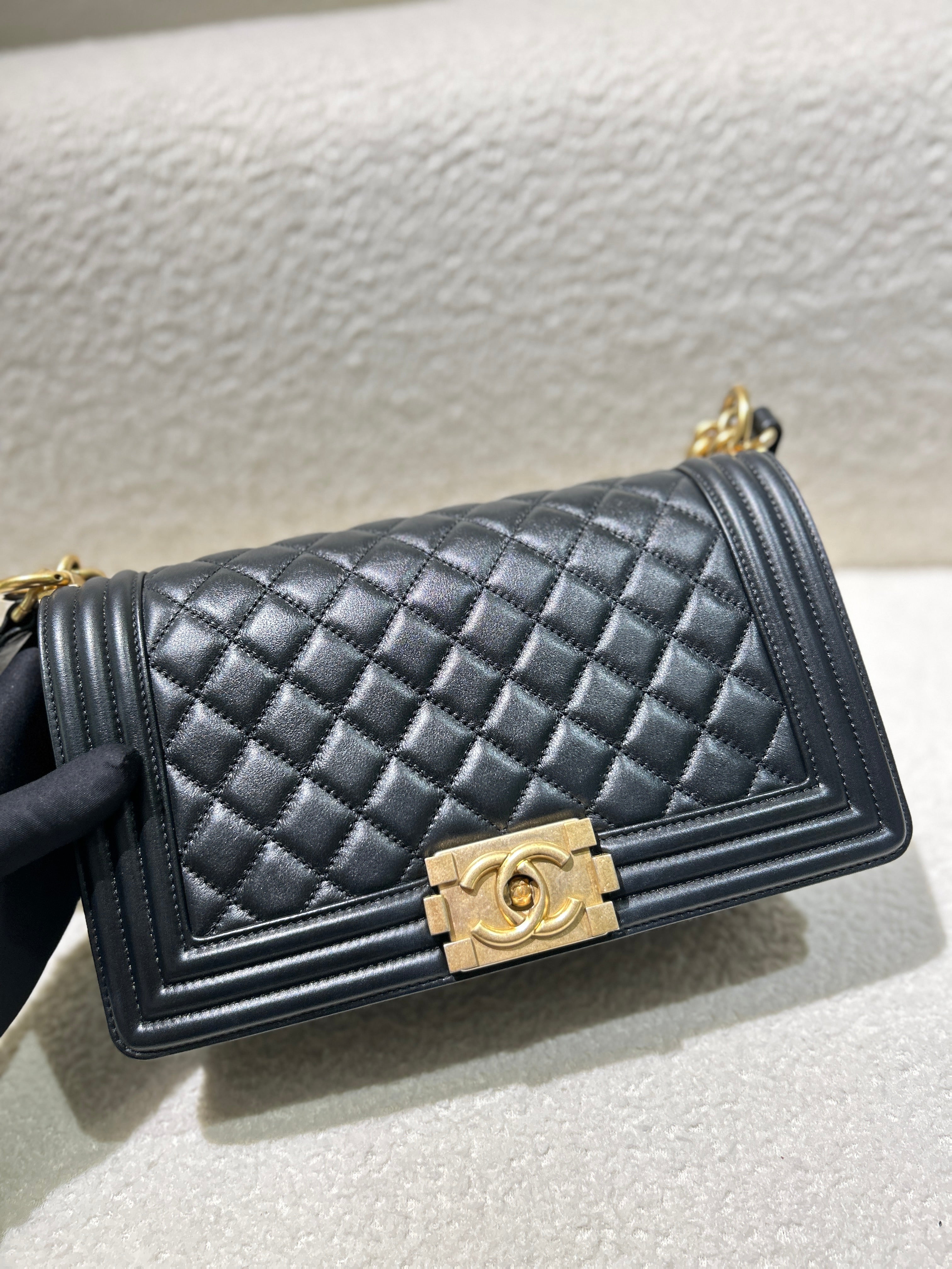 Chanel Boy Medium - Caviar 28CM New Medium Quilted Black Gold Hardware Series 19
