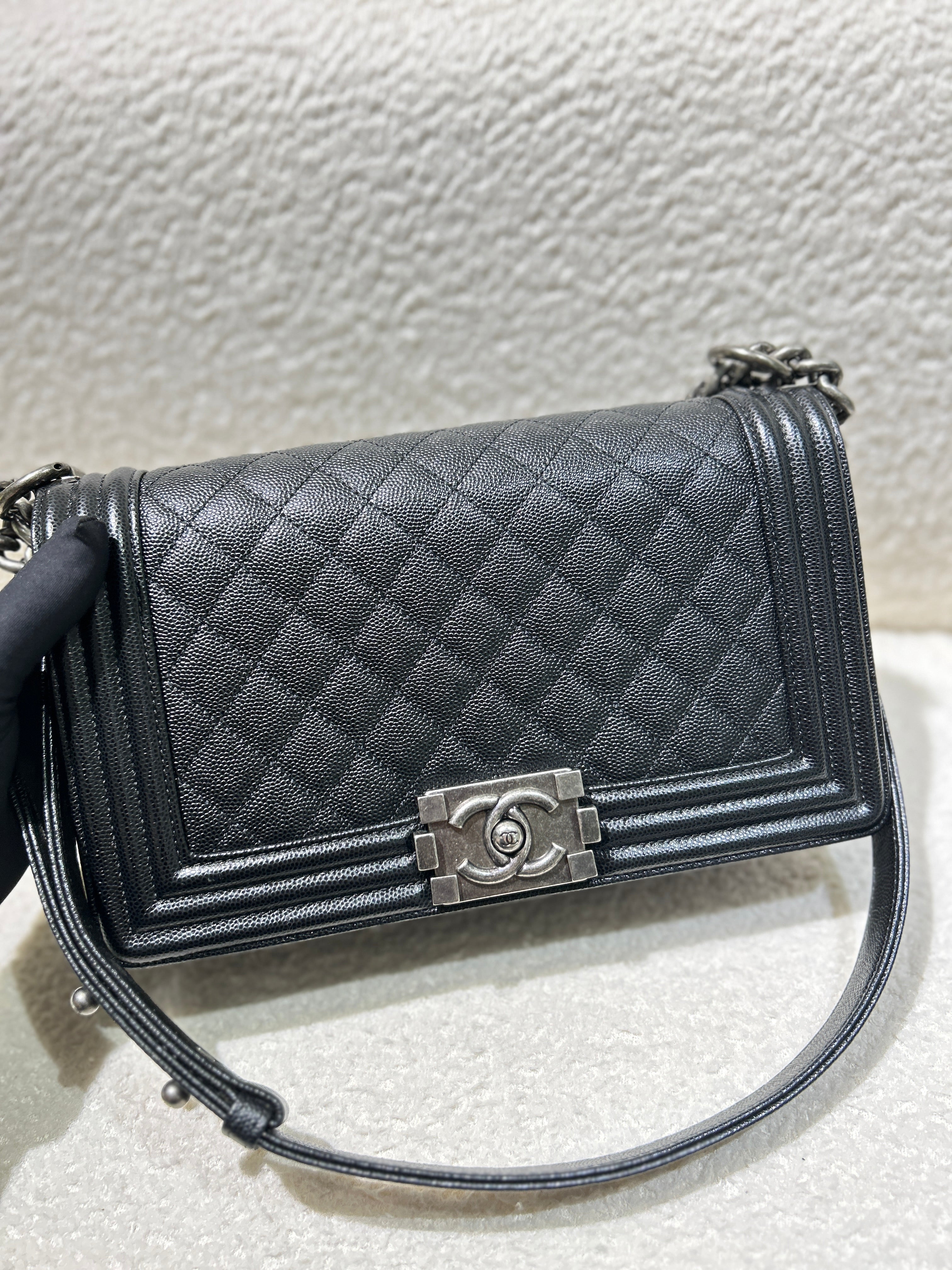 Chanel Boy Medium - Caviar 28CM New Medium Quilted Black Gold Hardware Series 19