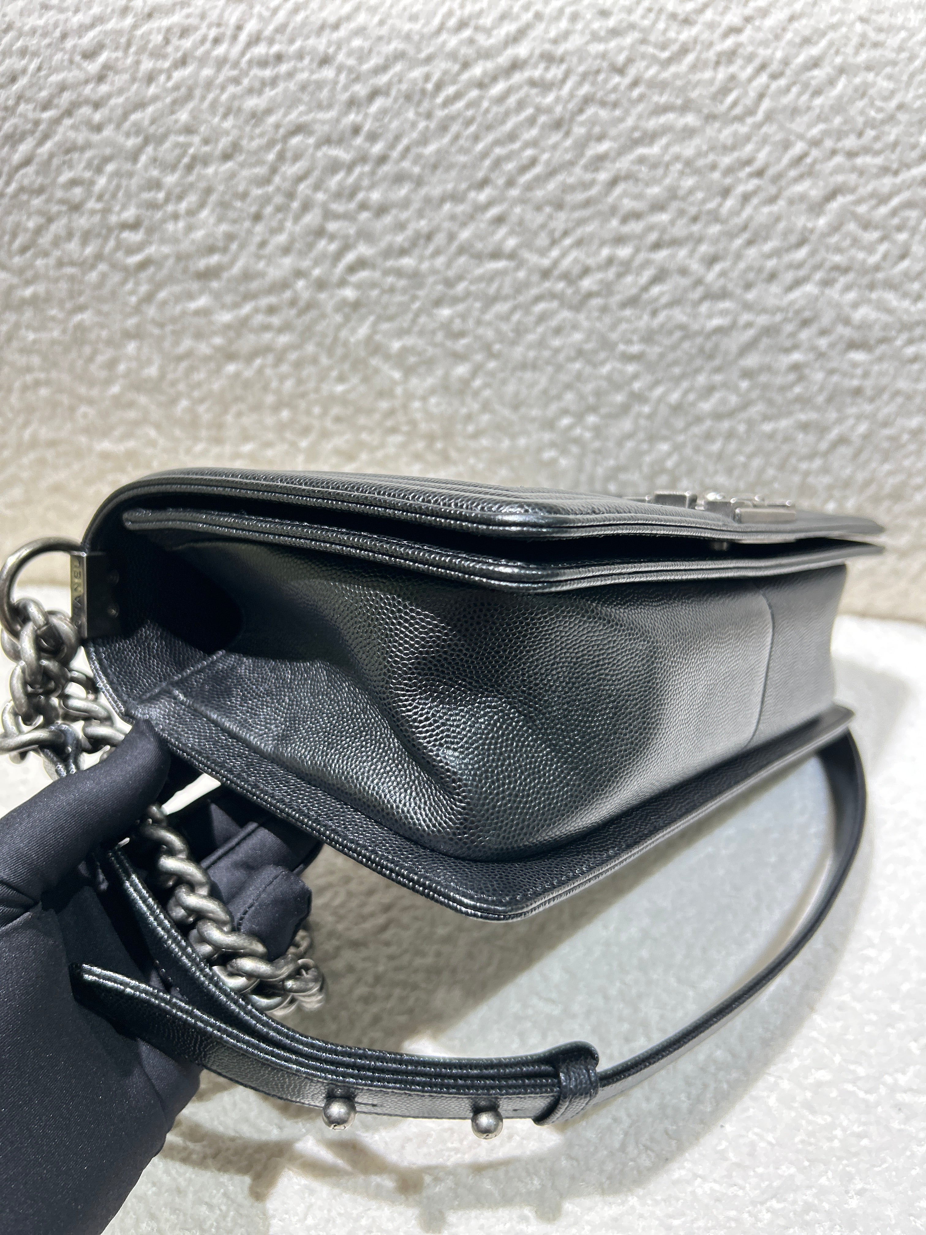 Chanel Boy Medium - Caviar 28CM New Medium Quilted Black Gold Hardware Series 19