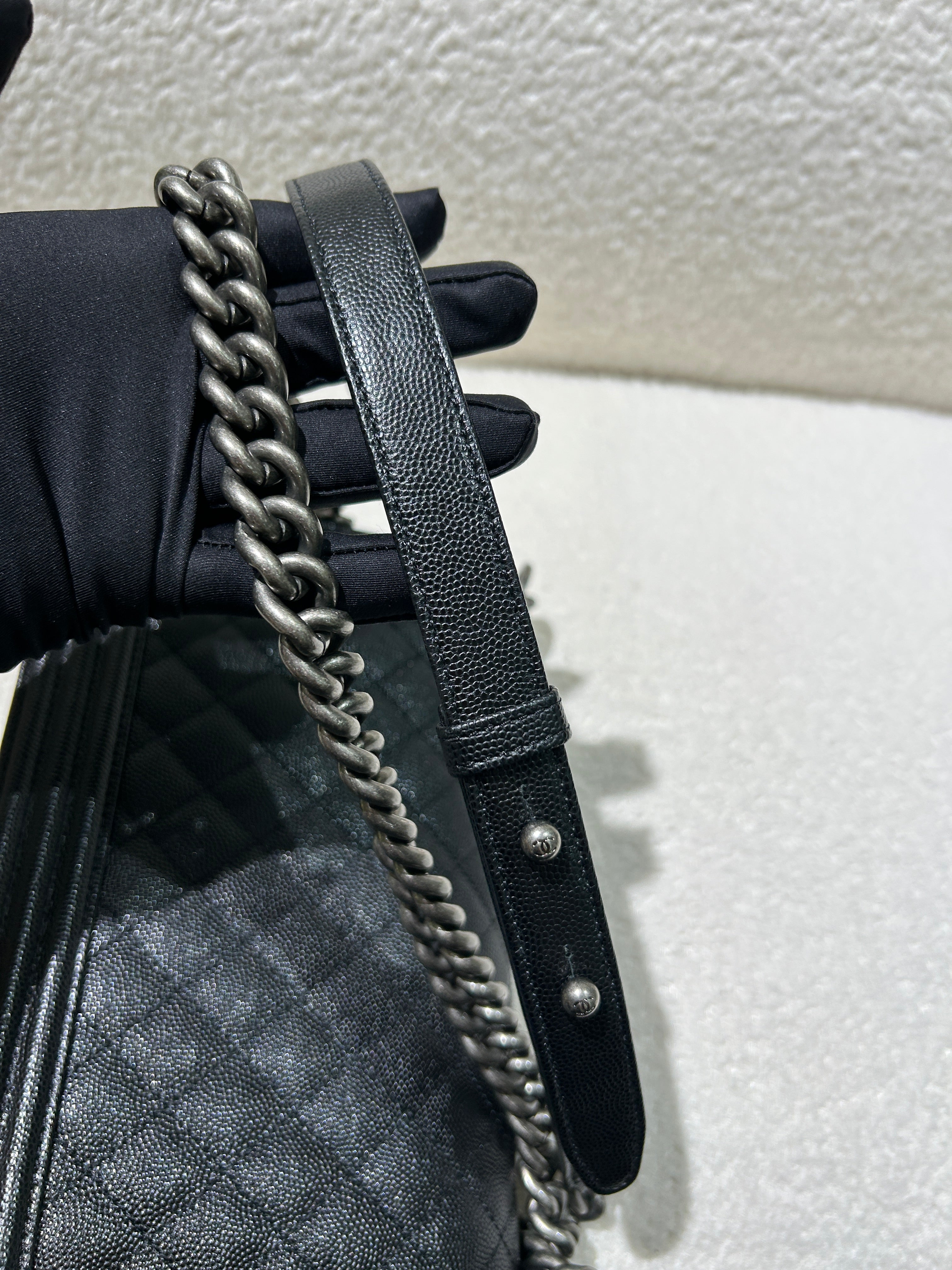 Chanel Boy Medium - Caviar 28CM New Medium Quilted Black Gold Hardware Series 19